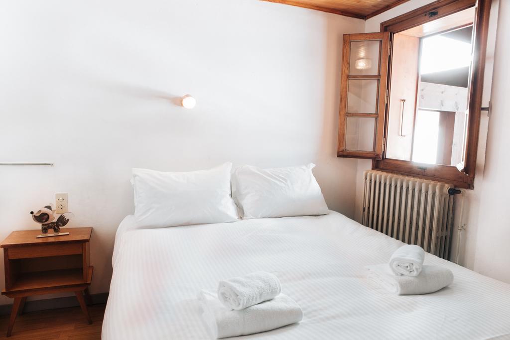 Hotel L'Aubergade 莫尔济讷 外观 照片