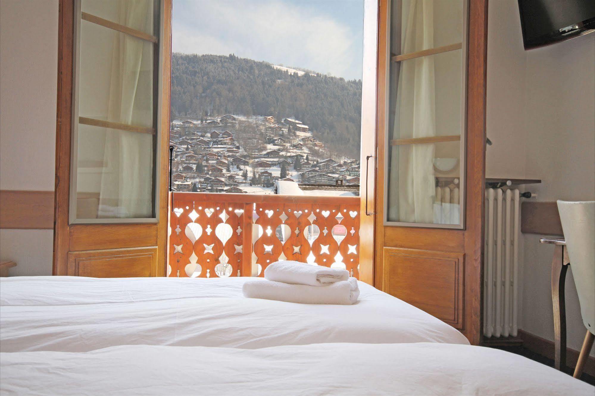 Hotel L'Aubergade 莫尔济讷 外观 照片